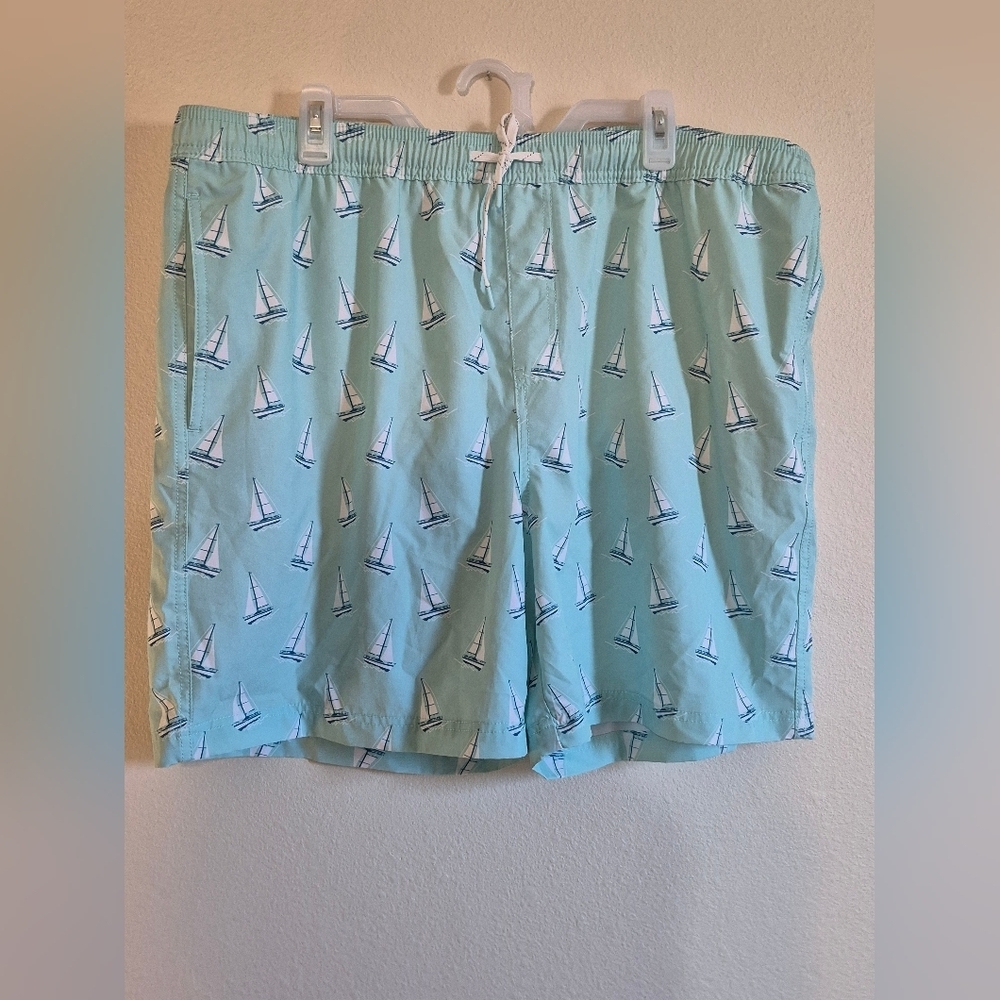Blue and White Athletic Shorts for Active Days